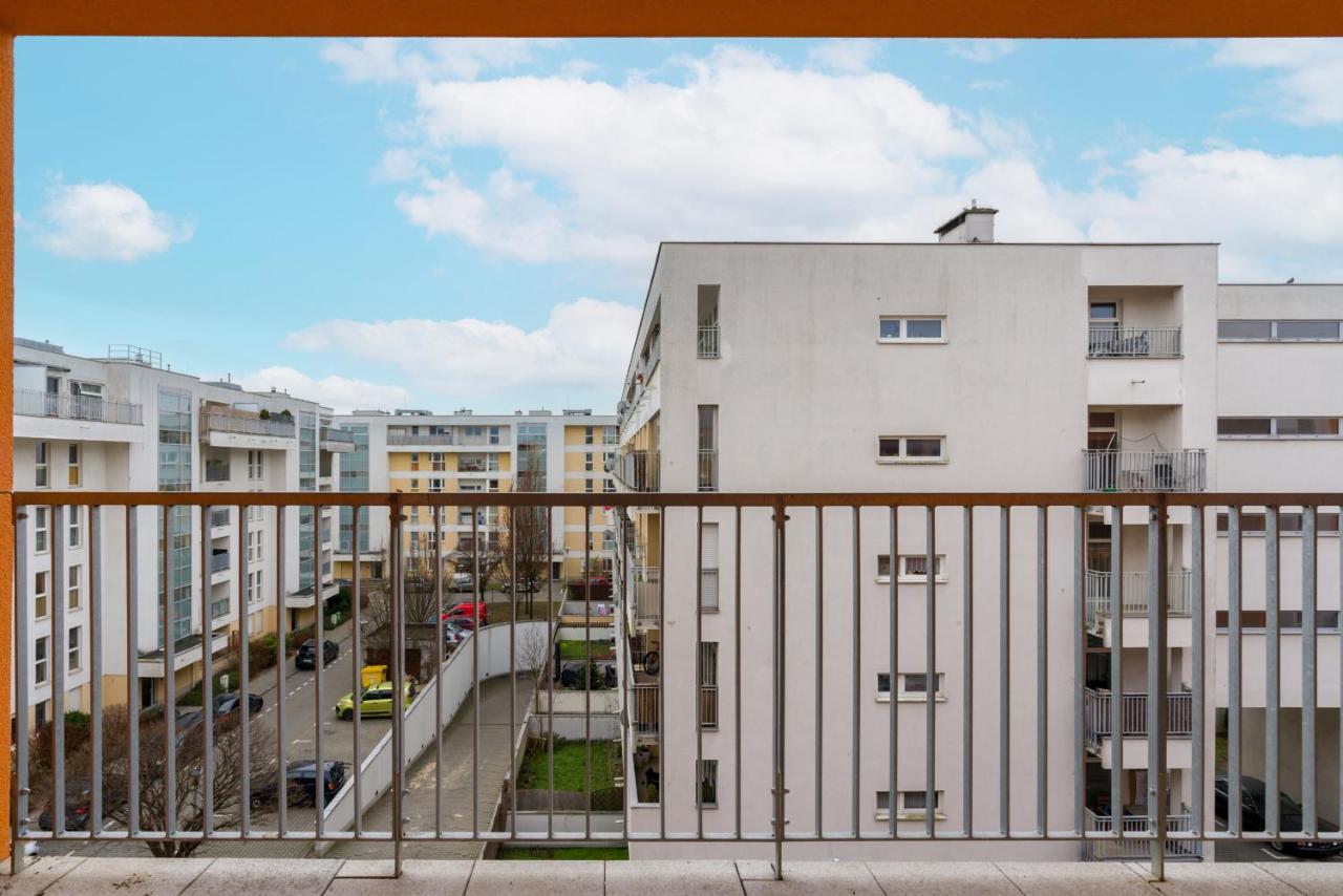 Wilczak Apartment With Free Garage Poznan By Noclegi Renters Exterior photo